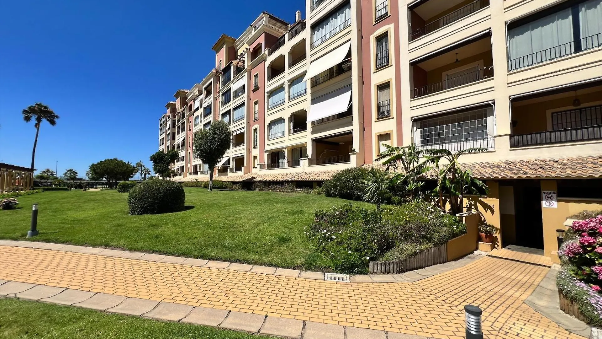 Atico Primera Linea Huelva Apartment